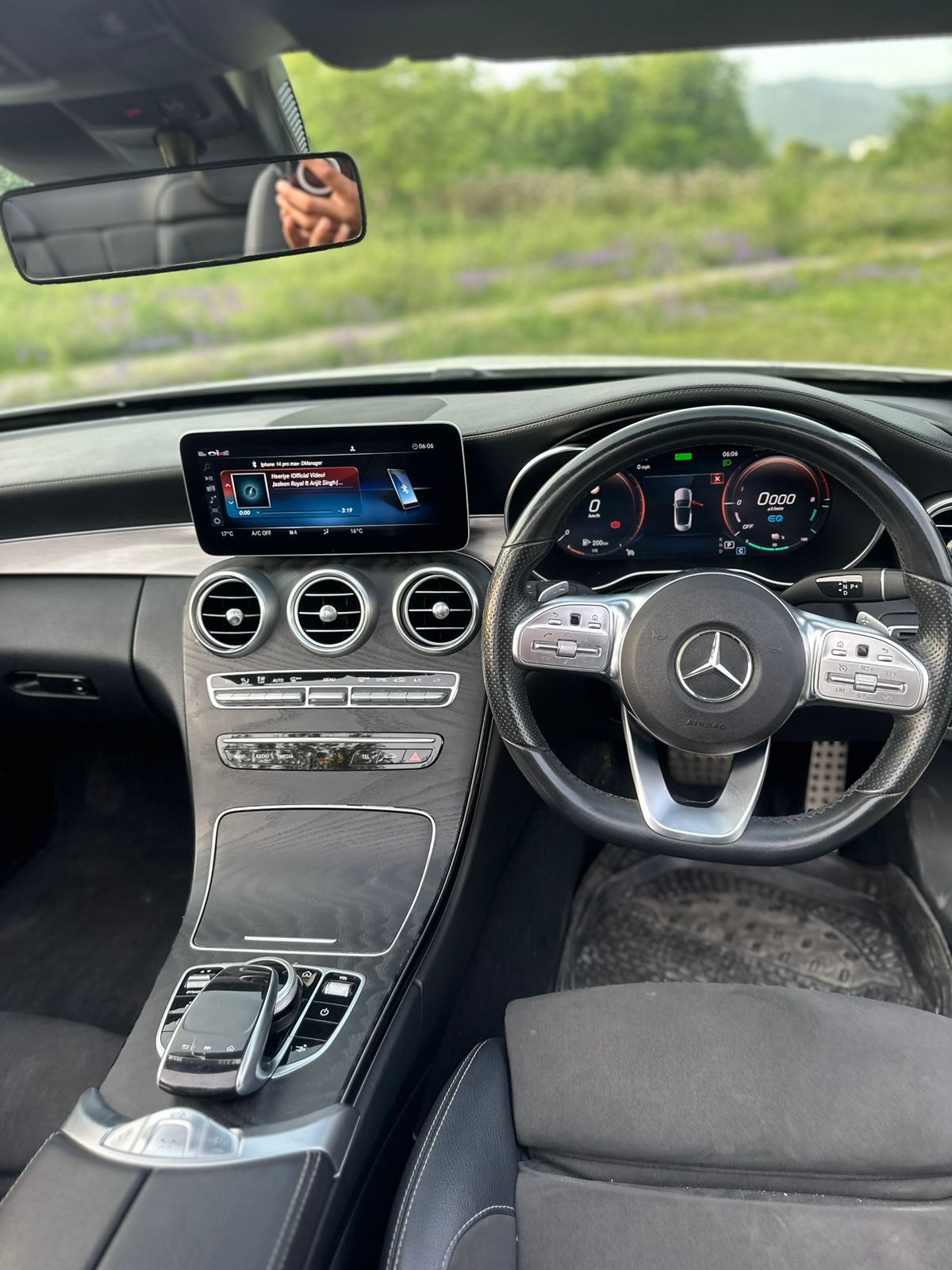 
								Mercedes-Benz C-Class 200 AMG Line Premium Cabriolet 2021 full									