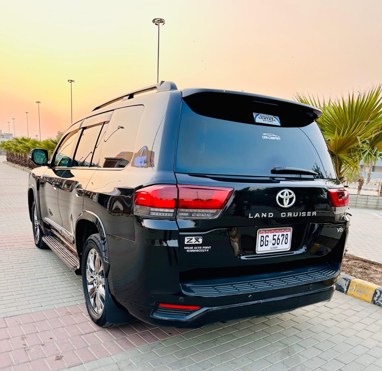 
								Toyota Land Cruiser 2024 full									