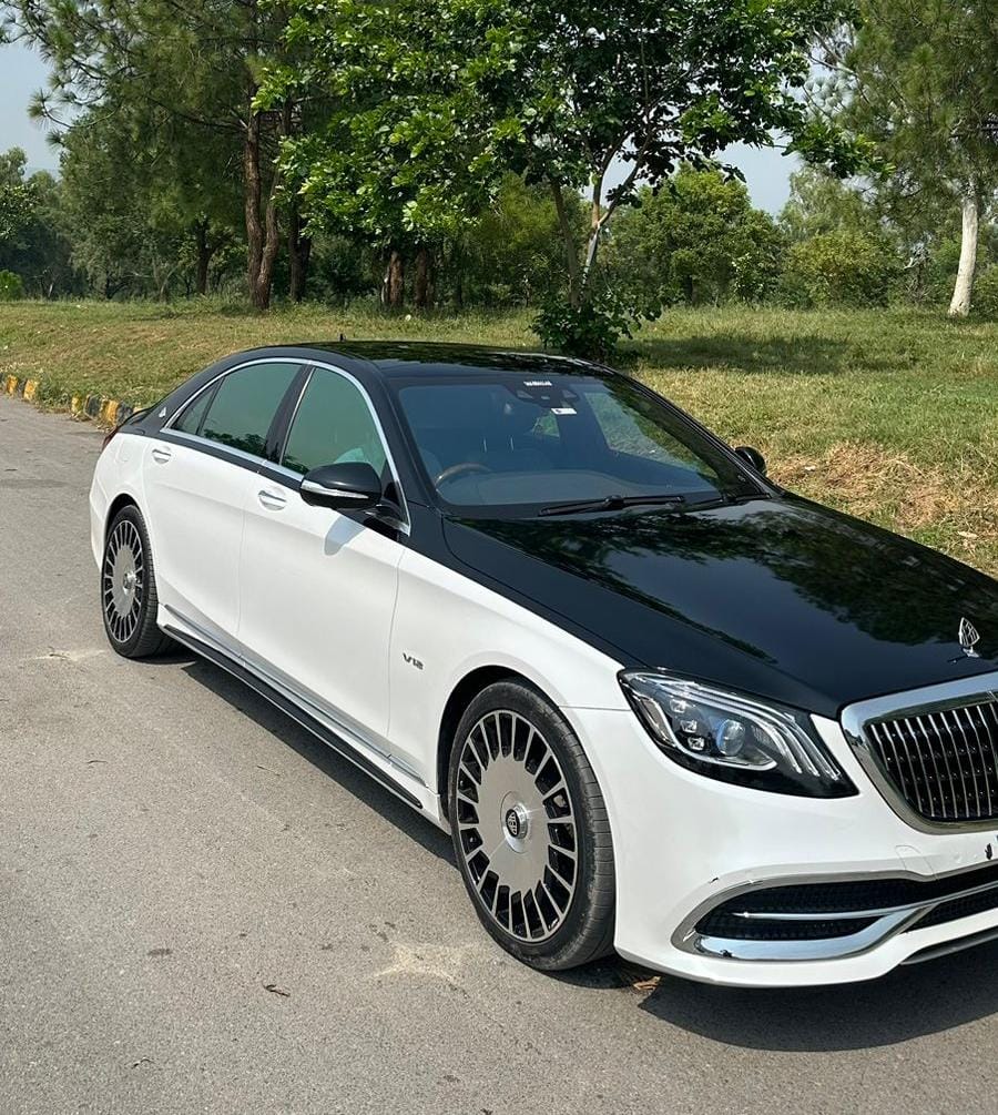 
								Mercedes- Maybach S Class 680 2022 full									