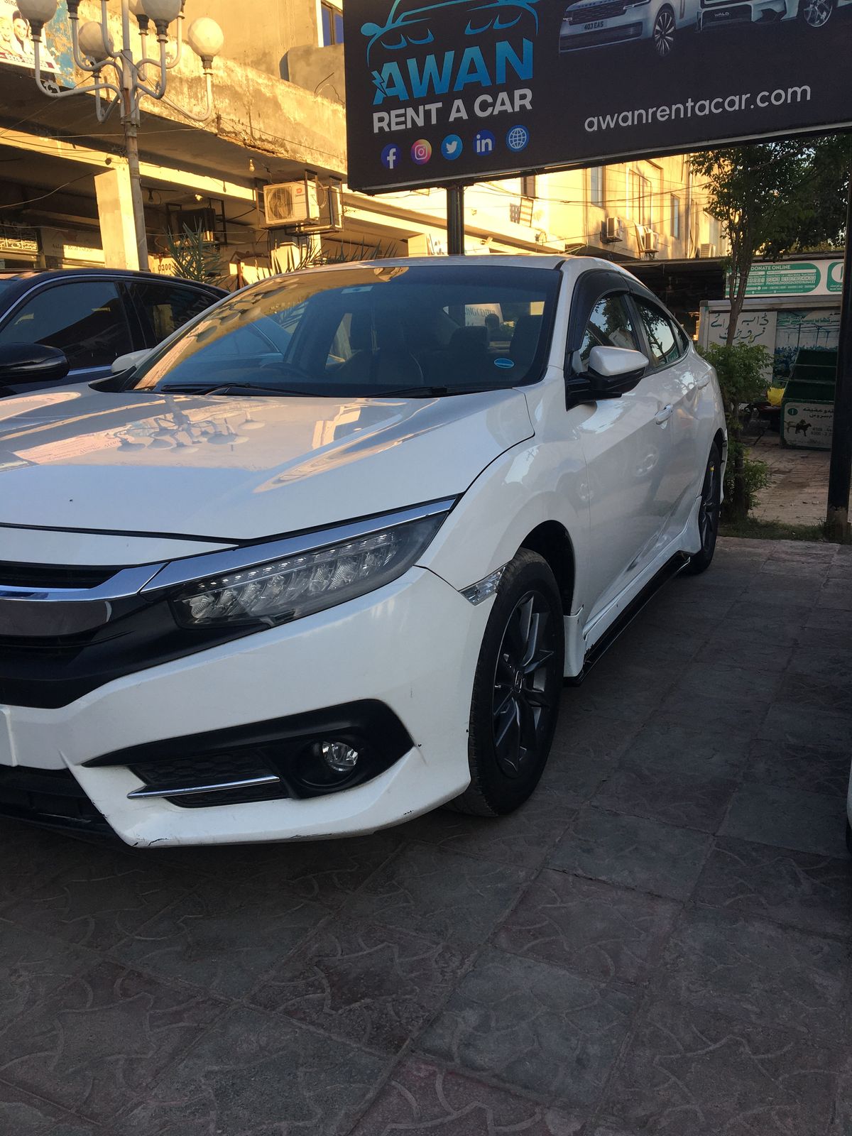 
								Honda Civic 2023 full									