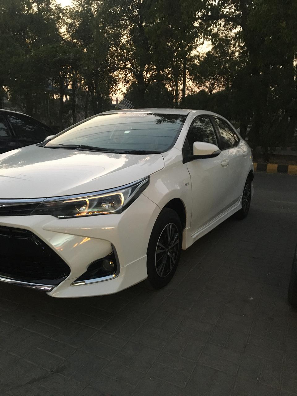 
								Toyota Altis 2019 full									