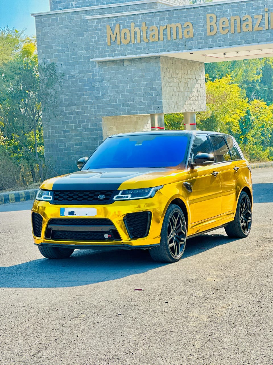 
								Jaguar Range Rover Sports SVR 2016 full									
