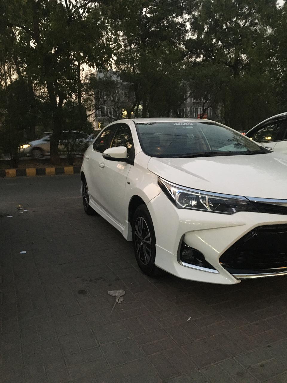 
								Toyota Altis 2019 full									