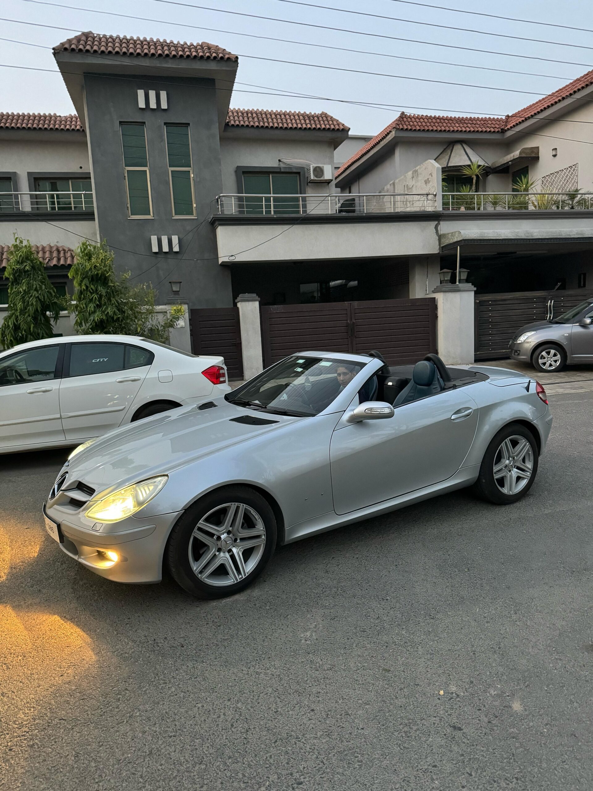 
								Mercedes-Benz SLK 200 2005 full									