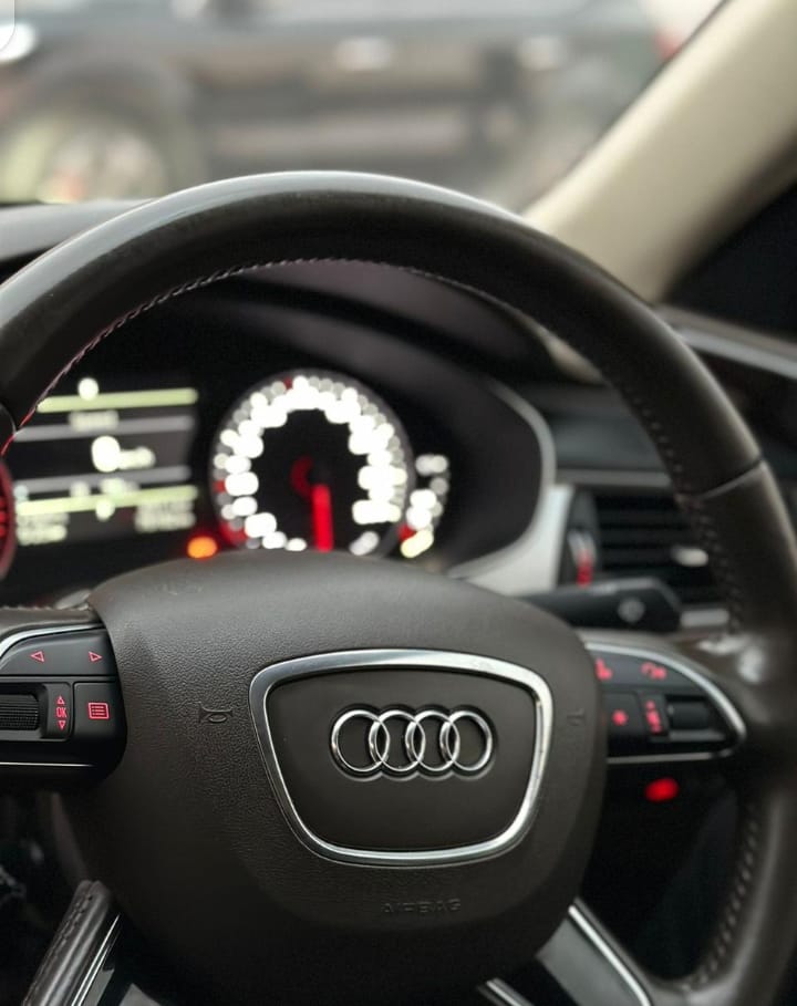 
								Audi A6 35-TFSI 2017 full									