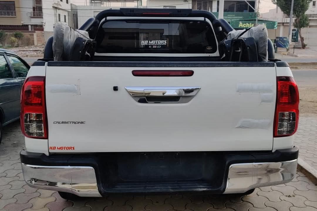 
								Toyota Revo G 2019 full									