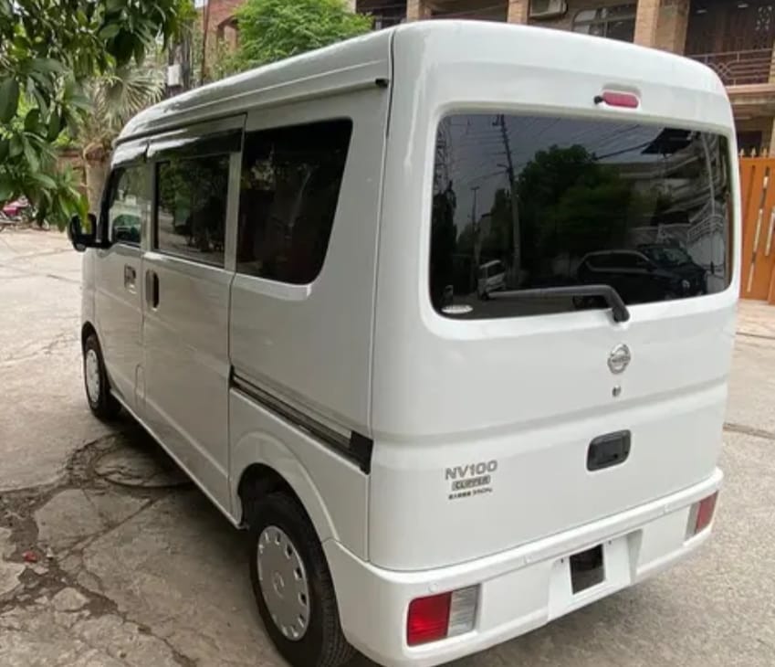 
								Suzuki Every 2022 full									