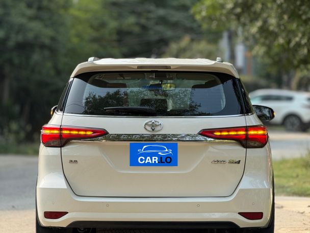 
Toyota Fortuner 2.8 2024 full									