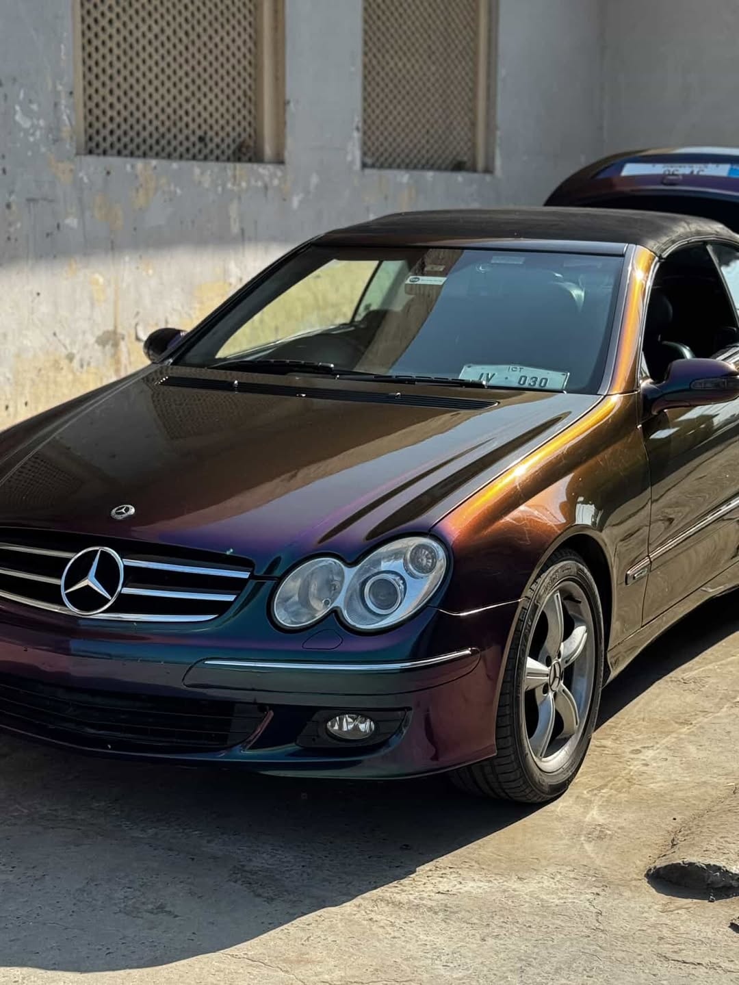 
Mercedes-Benz CLK 200 2004 full									