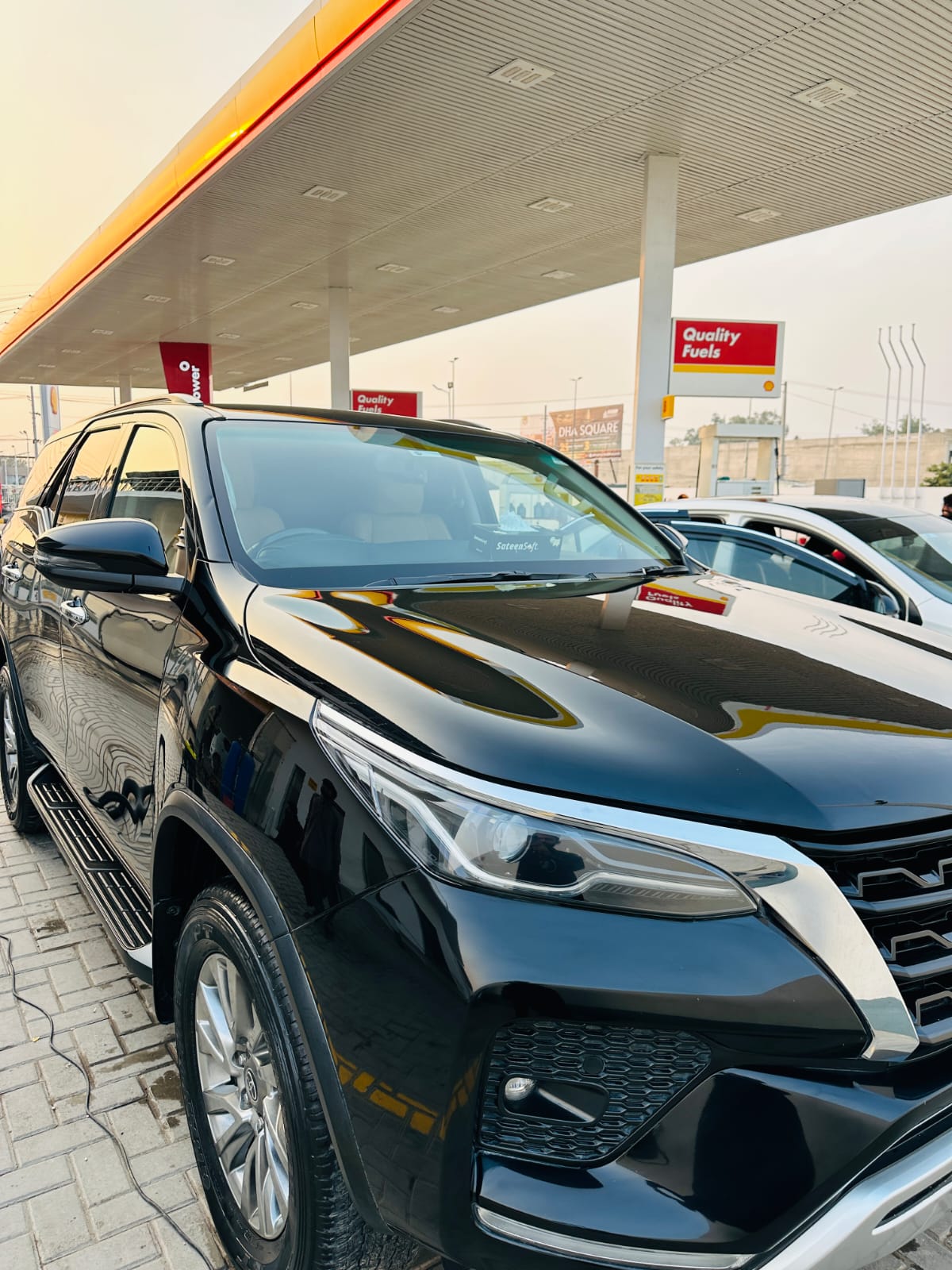 
Toyota Fortuner Sigma 2.8 2024 full									